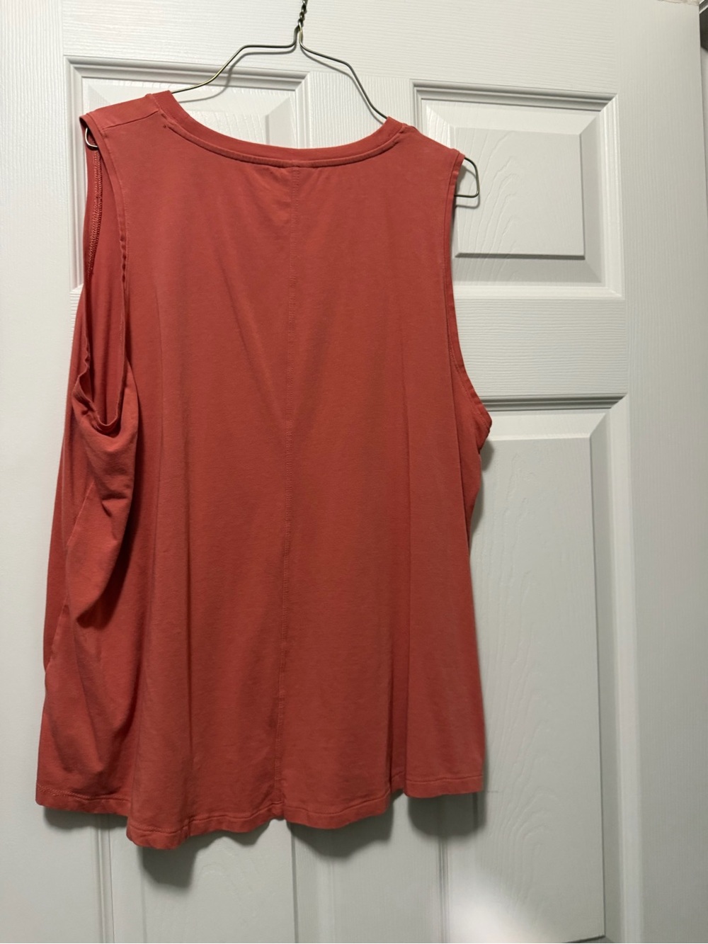 CALIA by Carrie Underwood Sleeveless Crewneck Tank Top in Coral - Picture 2 of 3